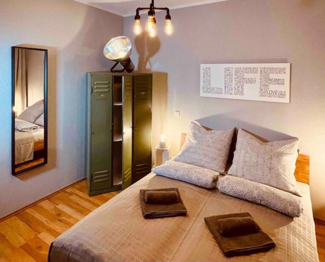 Edle Ferienwohnung - Industrial Style Dresden Luaran gambar