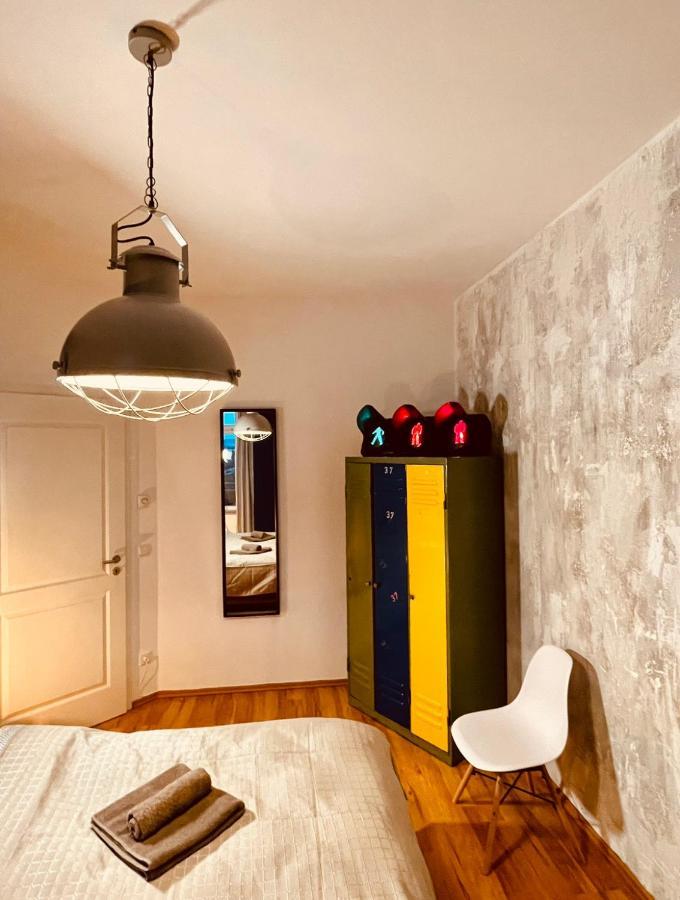 Edle Ferienwohnung - Industrial Style Dresden Luaran gambar